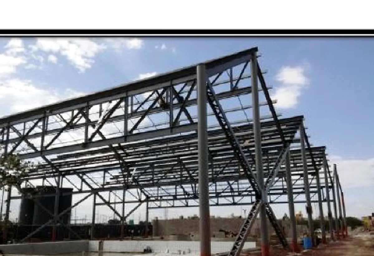 Estructura del Multideportivo Las Américas durante su construcción