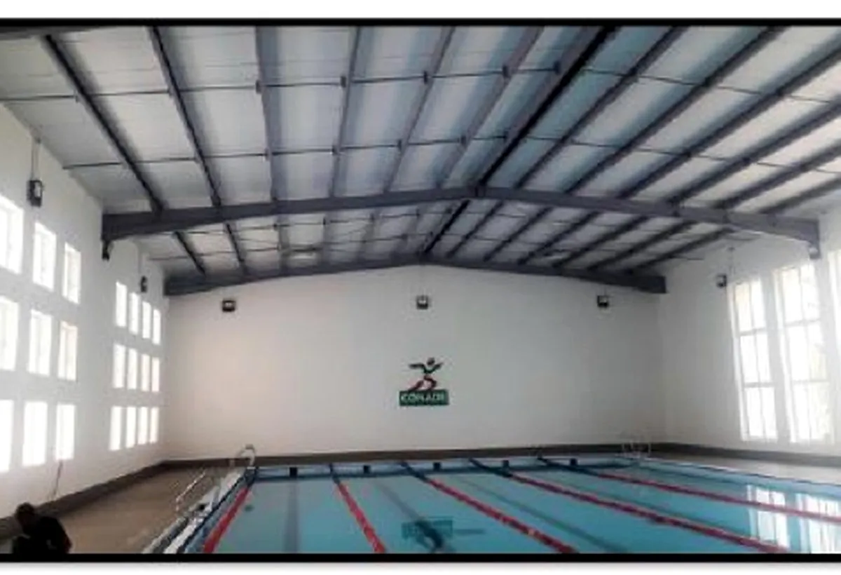 Alberca de Villa Olímpica rehabilitada